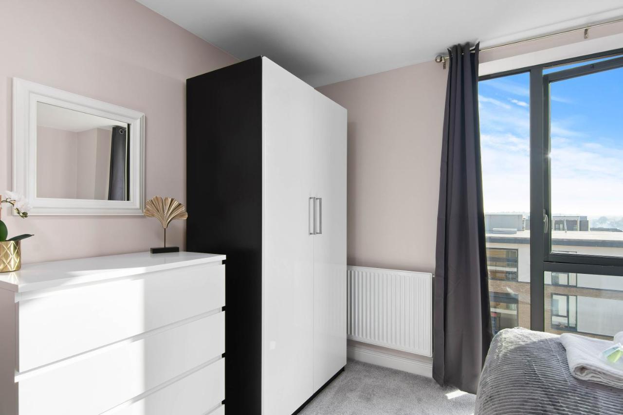 Spacious & Cosy, Netflix, Parking, Colindale Station Hendon Exterior photo