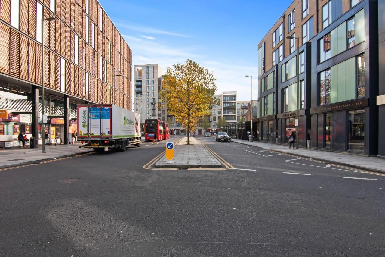 Spacious & Cosy, Netflix, Parking, Colindale Station Hendon Exterior photo