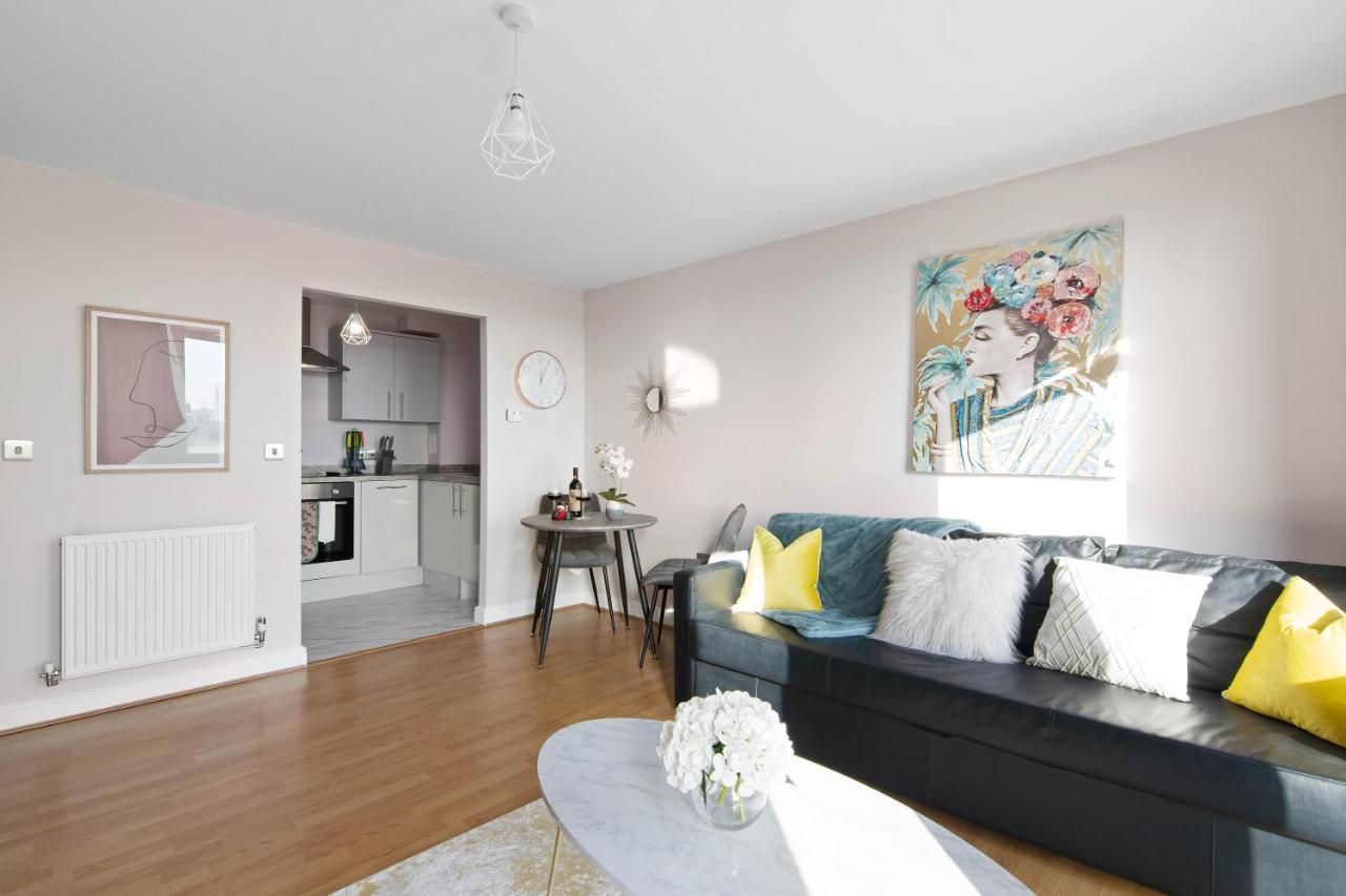 Spacious & Cosy, Netflix, Parking, Colindale Station Hendon Exterior photo